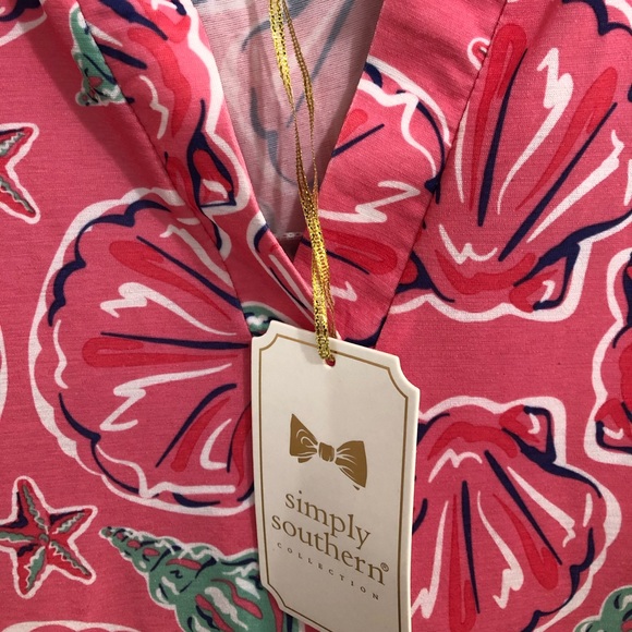 Simply Southern tank top - Picture 2 of 3